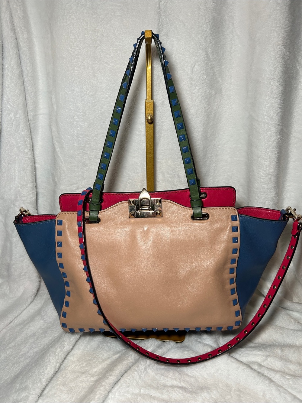 411. Valentino Garavani Multicolor Leather Rockstud Trapeze Tote Bag